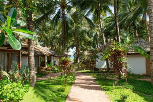 Hotel Ananda Resort