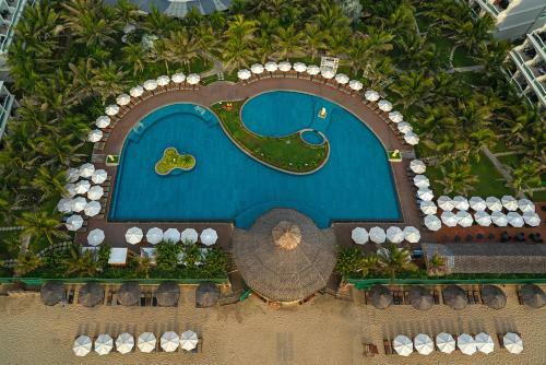 Hotel The Sailing Bay Beach Resort