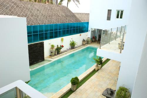 Hotel Shades Resort