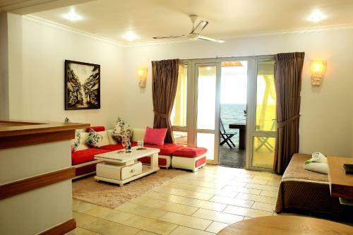 Hotel Shades Resort