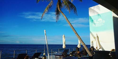 Hotel Shades Resort