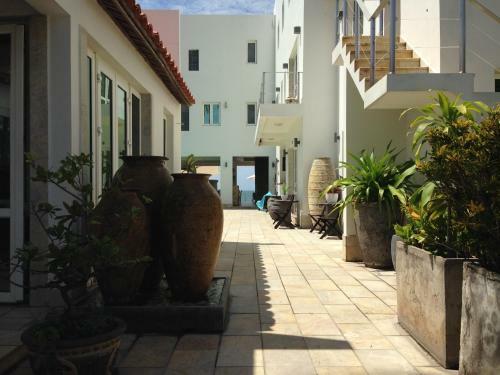 Hotel Shades Resort
