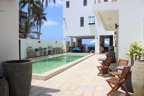 Hotel Shades Resort
