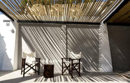 Meraki Oasis Hotel