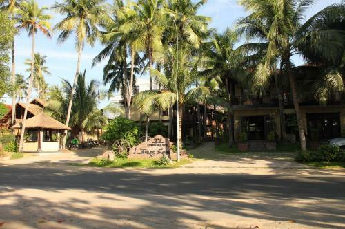Hotel Lotus Village Resort
