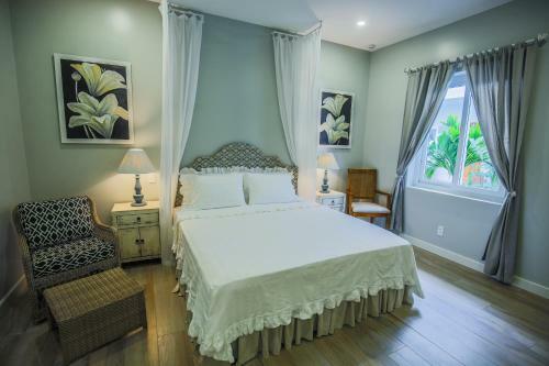 Hotel Serenity By The Sea