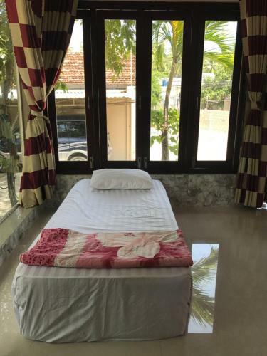 Hostal Anh Trang Guesthouse