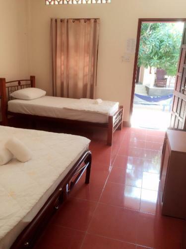 Hostal Anh Trang Guesthouse