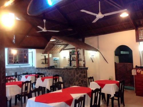 Hostal Anh Trang Guesthouse
