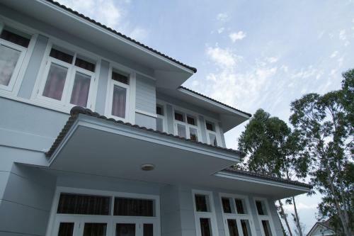 Bella Villa