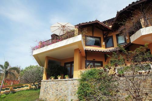 Hotel Poshanu Resort