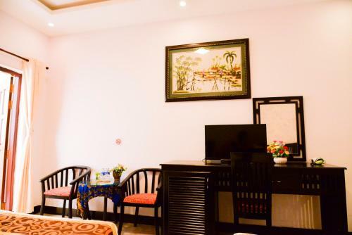 Y Khoa Hotel