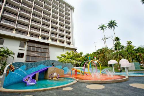 Hotel The Bayview Beach Resort