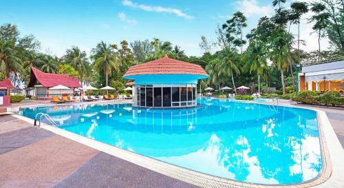 Hotel The Bayview Beach Resort
