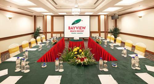 Hotel The Bayview Beach Resort