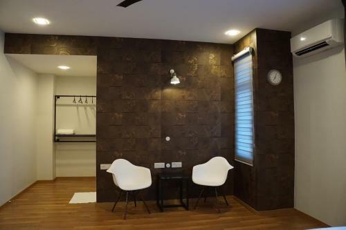 Shamrock Boutique Villa