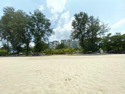 Apartamento By The Sea @ Luxury Suites, Batu Ferringhi