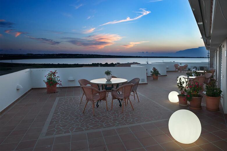 Aparthotel Castavi