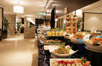 Ramada Hotel And Suites Ajman
