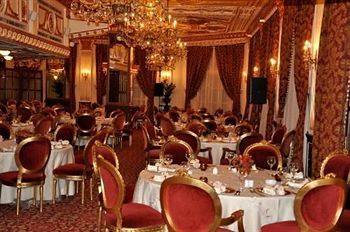 Hotel Golden Tulip Serenada