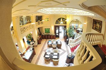 Hotel Golden Tulip Serenada