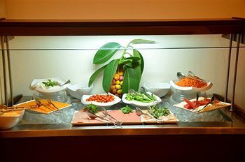 Hotel Golden Tulip Serenada