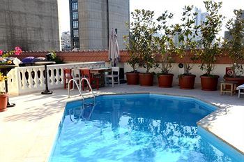 Hotel Golden Tulip Serenada
