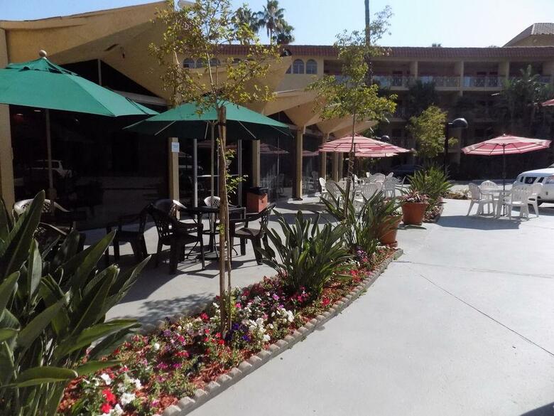 Hotel Ramada Burbank Airport