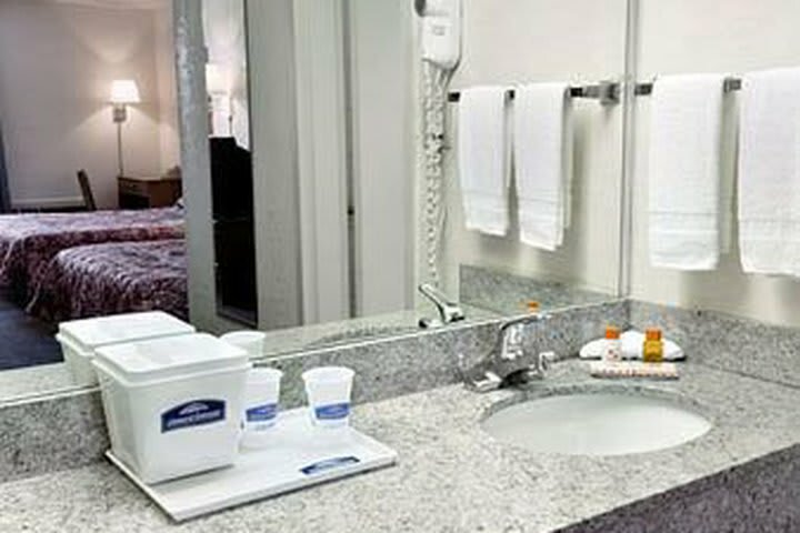 Hotel Howard Johnson Inn Commerce Ga