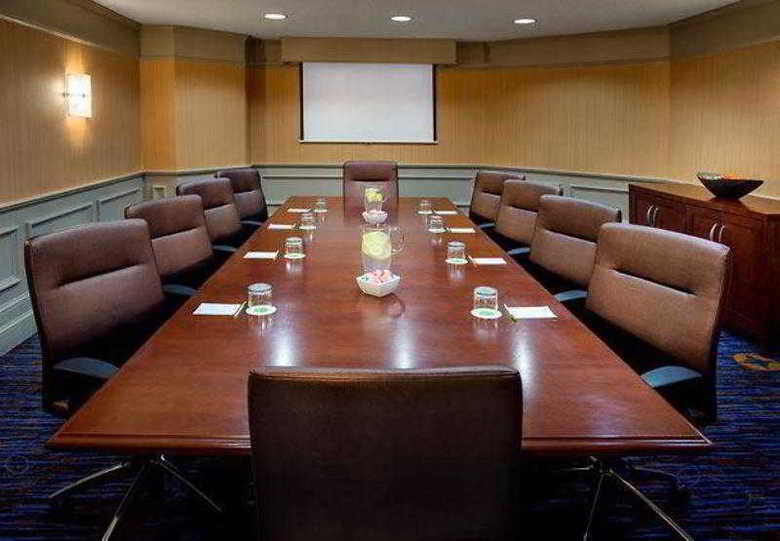 Hotel Courtyard Por Marriott