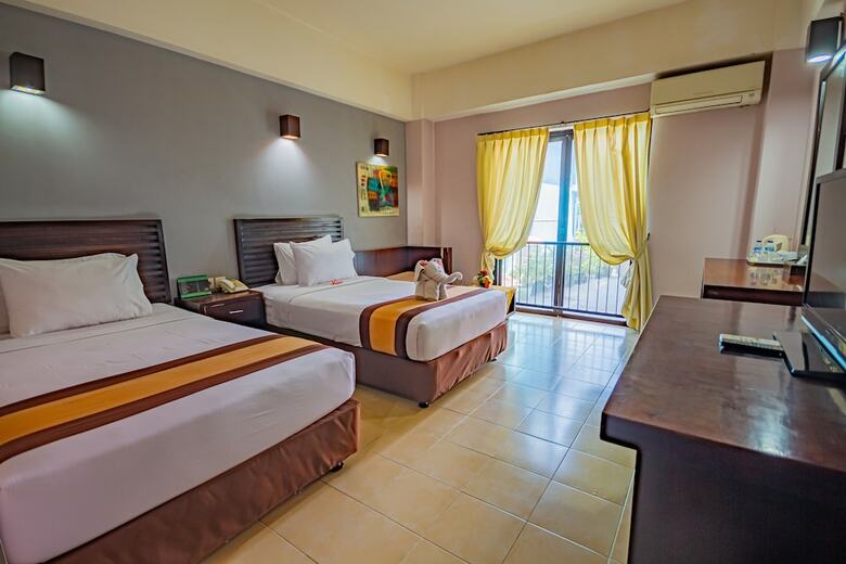 Hotel Grand Santhi