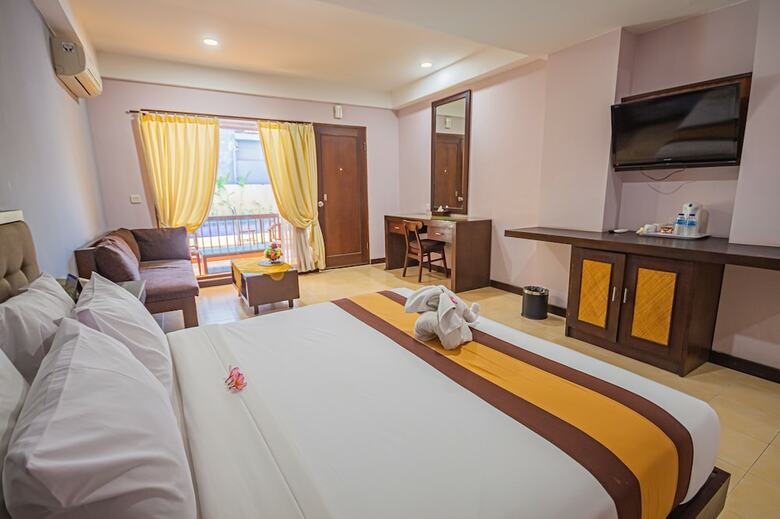 Hotel Grand Santhi