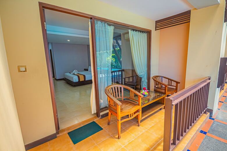Hotel Grand Santhi
