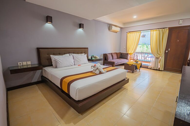 Hotel Grand Santhi