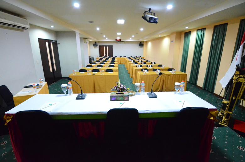 Hotel Grand Santhi