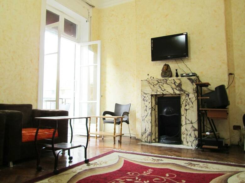 Hostal Traveler's House Hotel