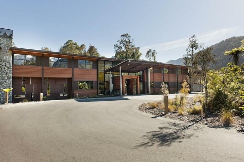 Hotel Te Waonui Forest Retreat