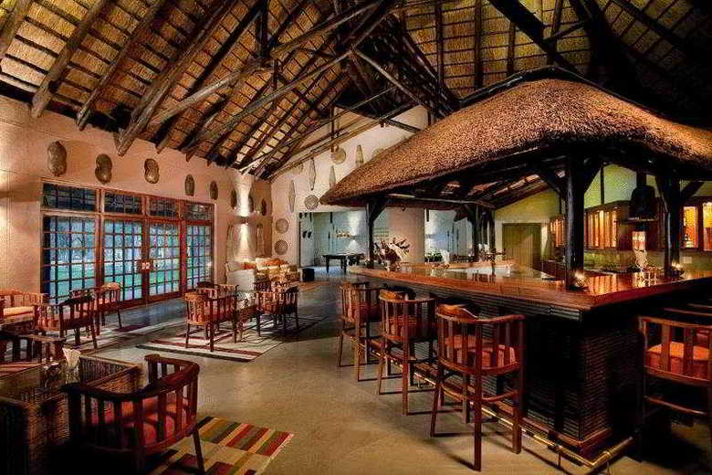 Hotel Kempinski Mokuti Lodge