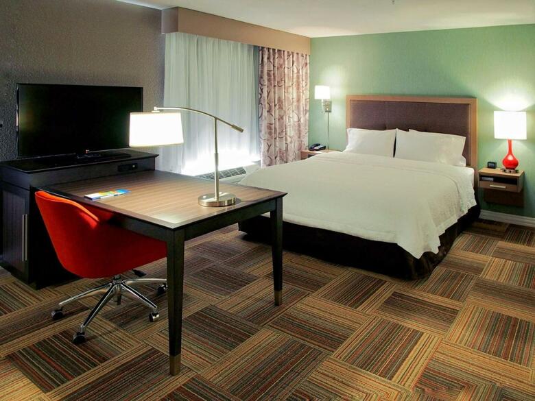 Hotel Hampton Inn & Suites-mooreok