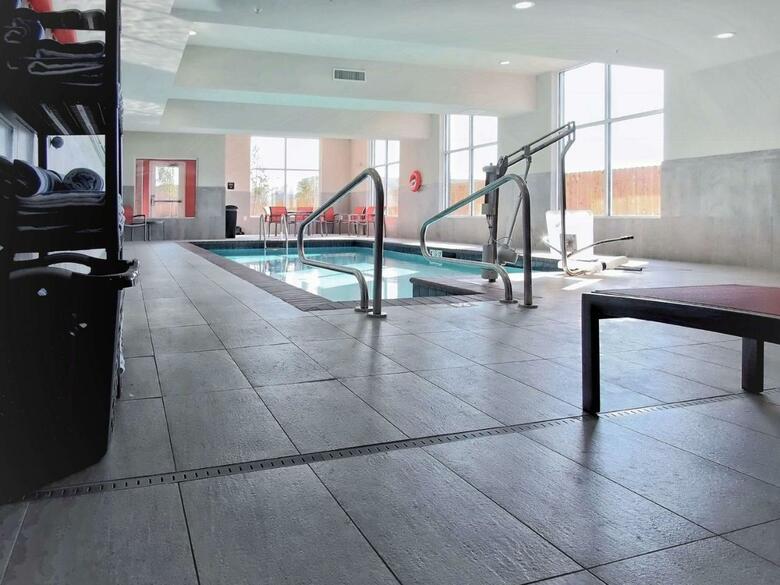 Hotel Hampton Inn & Suites-mooreok