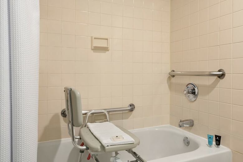 Crowne Plaza Hotel Englewood