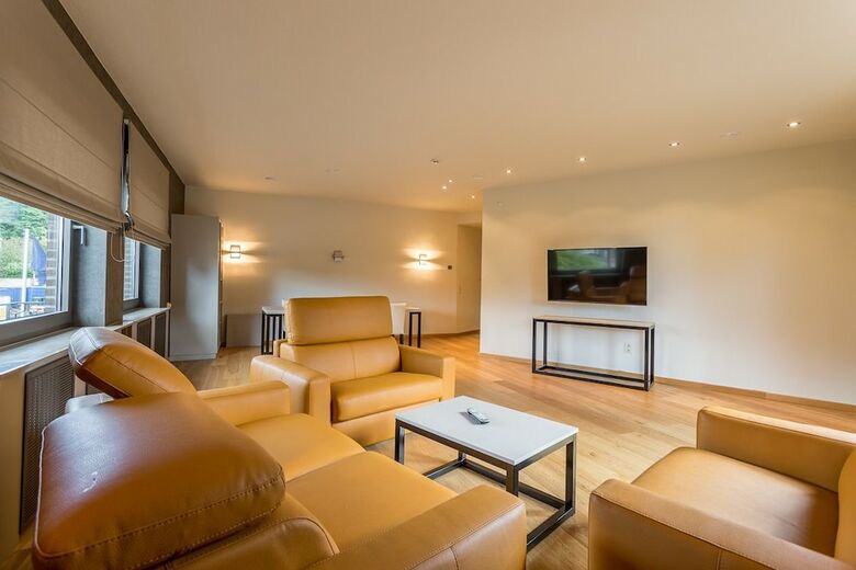 Bw Ambassador Hotel Bosten