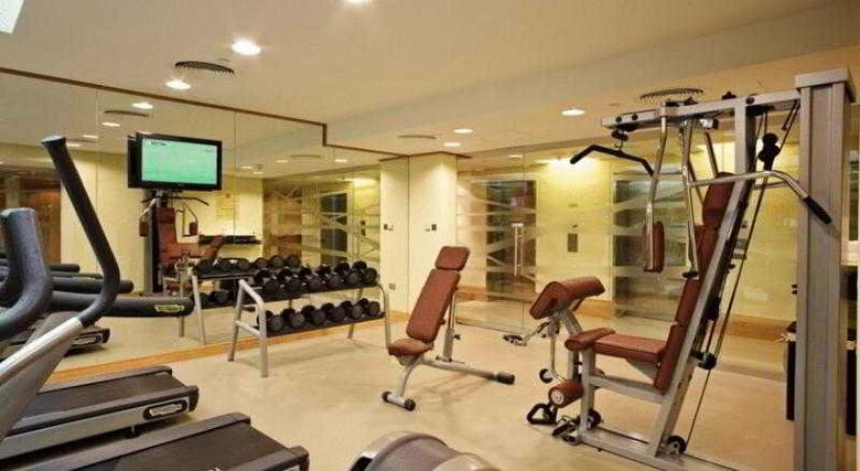 Hotel Ibis Al Rigga