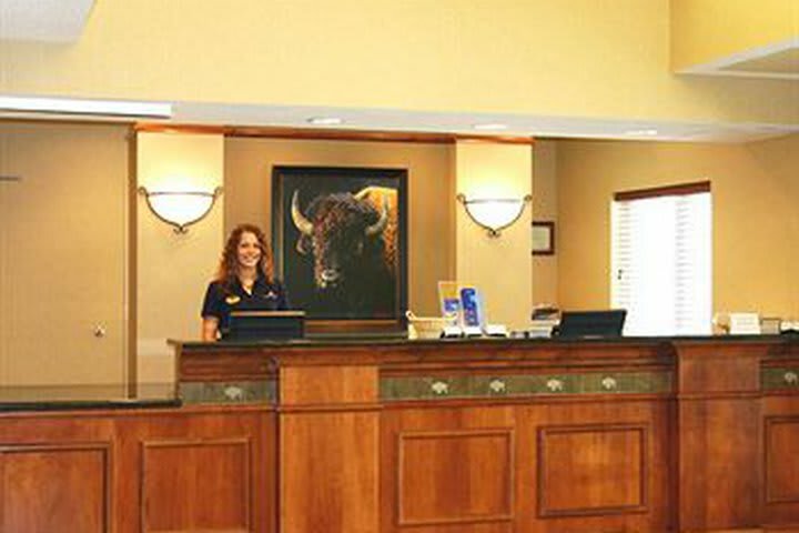 Hotel Candlewood Suites