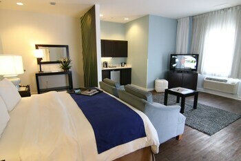 Hotel Indigo Fort Myers River District