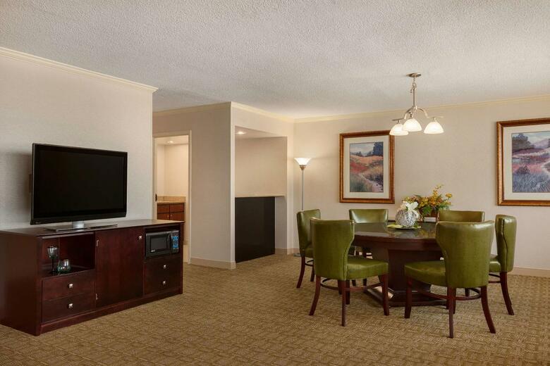 Hotel Hilton Fort Wayne At The Grand Wayne Convention Center
