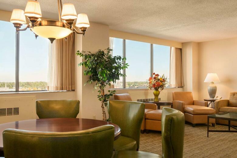 Hotel Hilton Fort Wayne At The Grand Wayne Convention Center