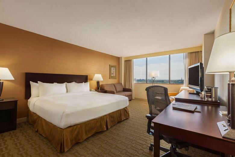 Hotel Hilton Fort Wayne At The Grand Wayne Convention Center