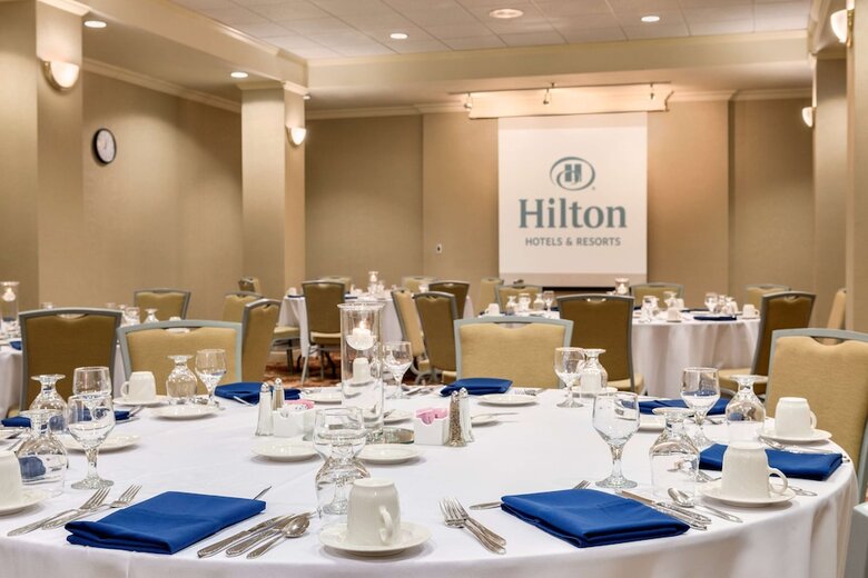 Hotel Hilton Fort Wayne At The Grand Wayne Convention Center