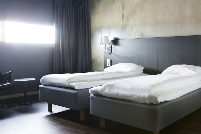 Comfort Hotel Runway